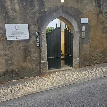 Palazzo Gh بيت ضيافة سينترا