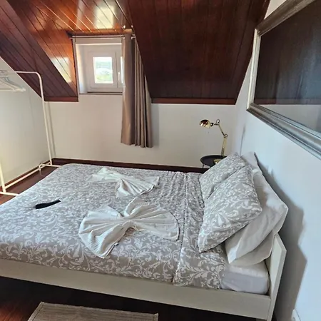 Palazzo Gh بيت ضيافة سينترا