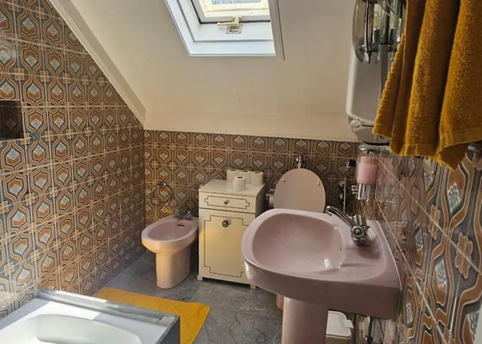 Palazzo Gh Πανσιόν *